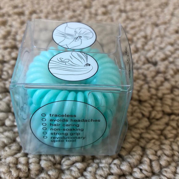 Blue ring hair ties - Picture 2 of 5